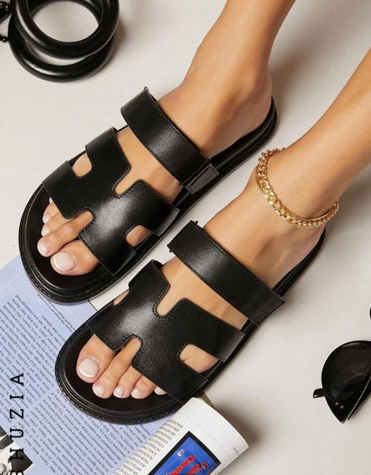 Ari Slide Sandal